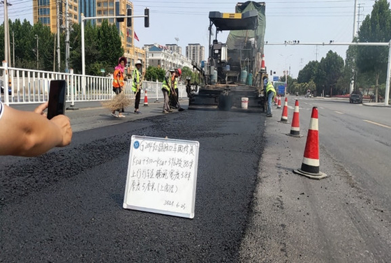 Añadido Ruttings anti de Asphalt Modifiers Concrete Anti Crack del pavimento del tráfico de la carga pesada