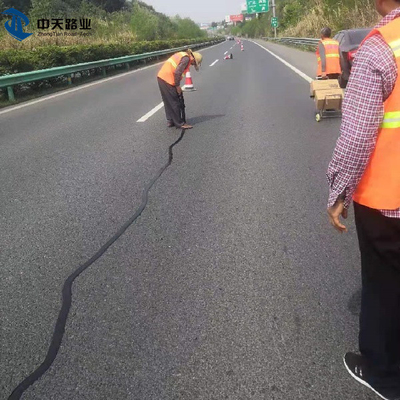 Cinta bituminosa Asphalt Overbanding Tape High Adhesion del lacre de la grieta del camino