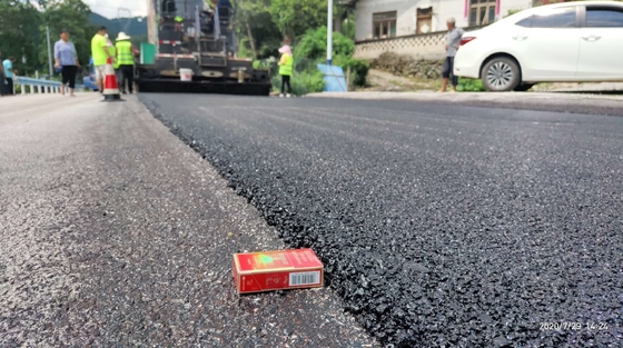 mantenimiento del pavimento concreto del 1.5cm los 2cm Asphalt Overlay Bitumen Road Repair